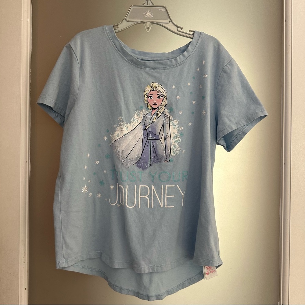 Disney’s Frozen Elsa -light blue t-shirt. Girls size Large